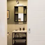 Cozee - Cozy 2-room With Netflix *