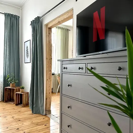 Apartment Cozee - Cozy 2-room With Netflix