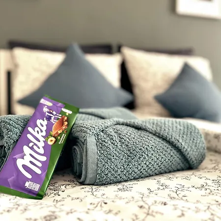 Cozee - Cozy 2-room With Netflix Lägenhet *