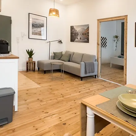 Lägenhet Cozee - Cozy 2-room With Netflix Kaiserslautern