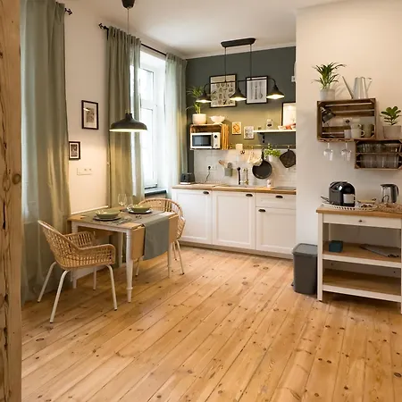 Appartement Cozee - Cozy 2-room With Netflix