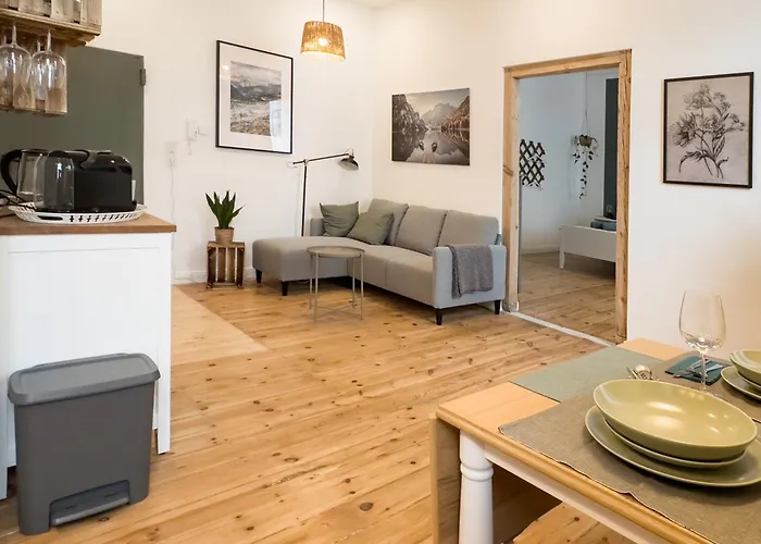 Lägenhet Cozee - Cozy 2-room With Netflix Kaiserslautern
