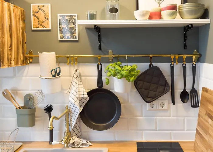 Cozee - Cozy 2-room With Netflix