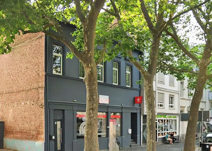 Lägenhet Cozee - Cozy 2-room With Netflix Kaiserslautern